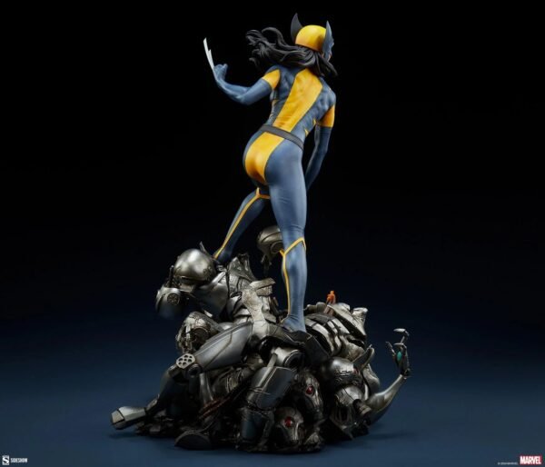 2024 Sideshow Collectibles Marvel Wolverine: X-23 Uncaged Premium Format Figure - Image 9