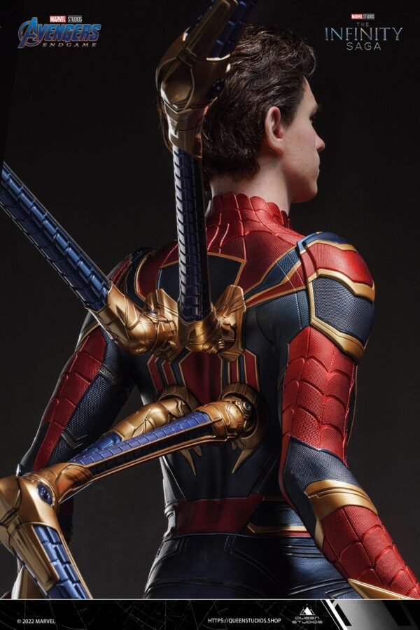 Queen Studios Iron Spider-Man 1/2 Scale Premium Edition Statue - Image 3