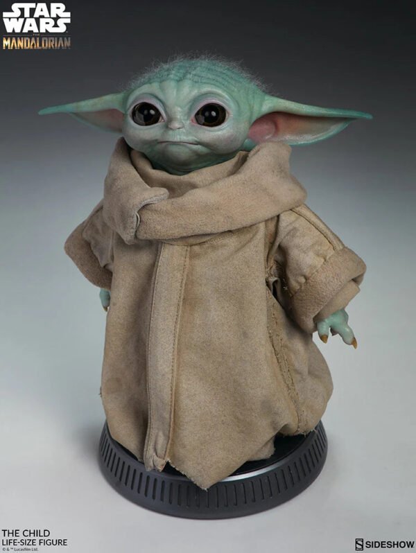 Sideshow Collectibles The Child Baby Yoda Life-Size Figure - Image 7