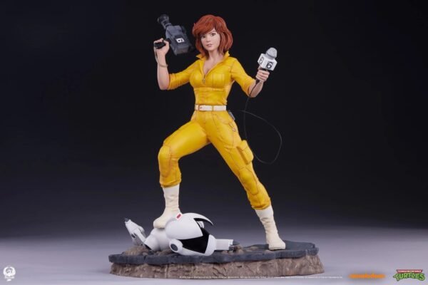 2024 PCS Collectibles Teenage Mutant Ninja Turtles April O’Neil Quarter Scale Statue - Image 2