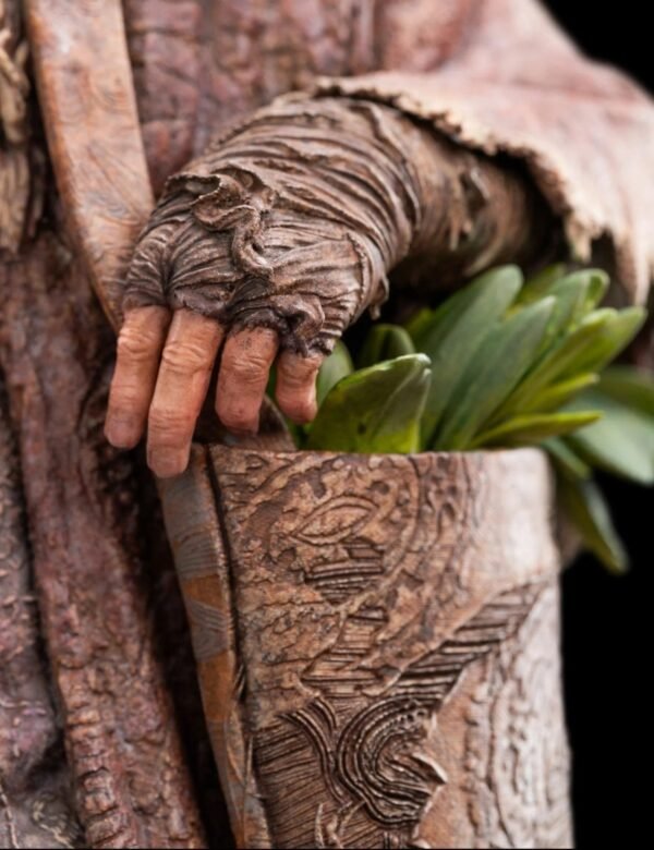 2024 Weta Workshop Classic Series The Lord of the Rings Radagast 1:6 Scale Statue - Image 9
