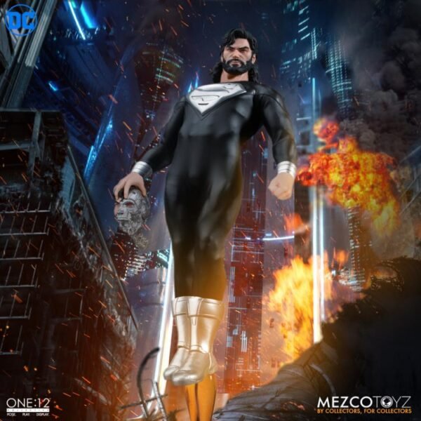 Mezco Toyz DC Comics: Superman Recovery Suit Edition One:12 Collective Action Figure - Image 2