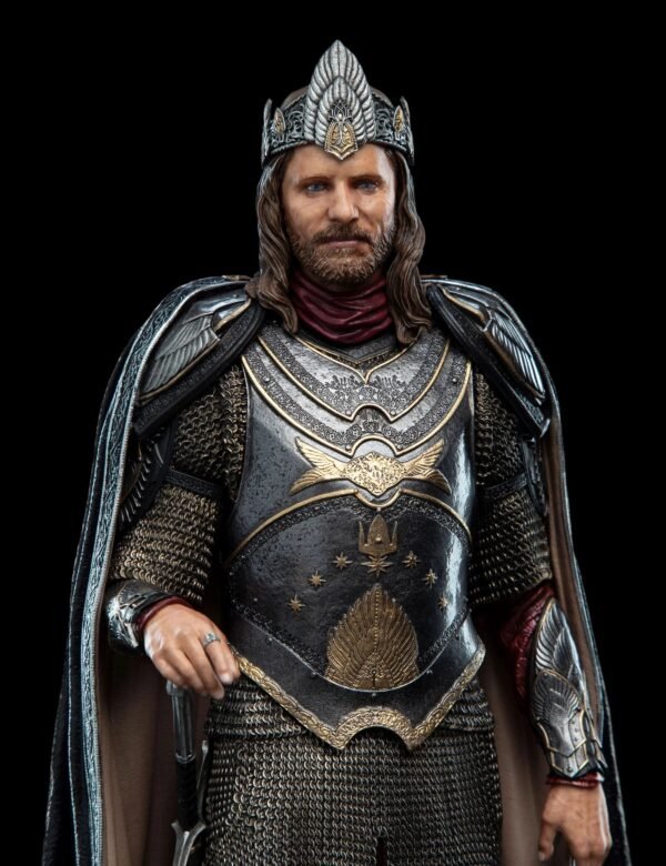 Weta Workshop The Lord of the Rings: King Aragorn Classic Series 1:6 Scale Statue - Image 9