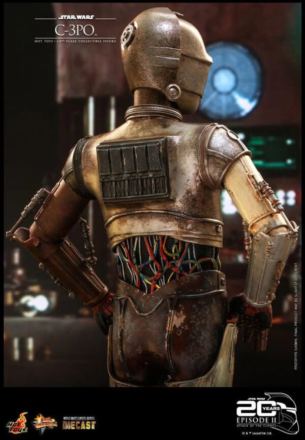 Hot Toys Star Wars Attack of the Clones C-3PO Sixth Scale Figure - Image 3