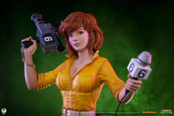 2024 PCS Collectibles Teenage Mutant Ninja Turtles April O’Neil Quarter Scale Statue - Image 3