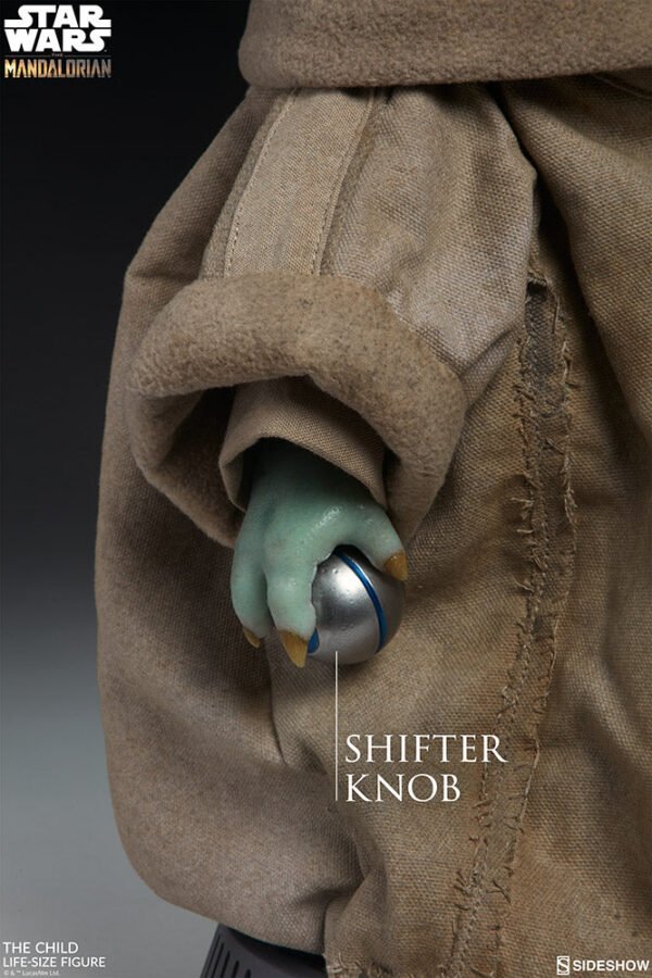 Sideshow Collectibles The Child Baby Yoda Life-Size Figure - Image 11