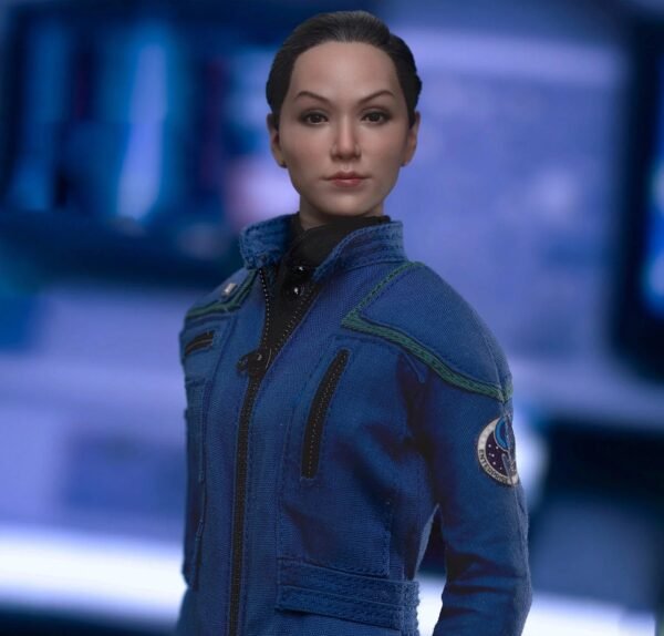 2024 Exo-6 Star Trek: Enterprise Ensign Hoshi Sato 1/6 Scale Figure - Image 5