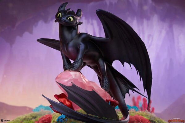 Sideshow Collectibles How to Train Your Dragon Toothless Statue - Image 12