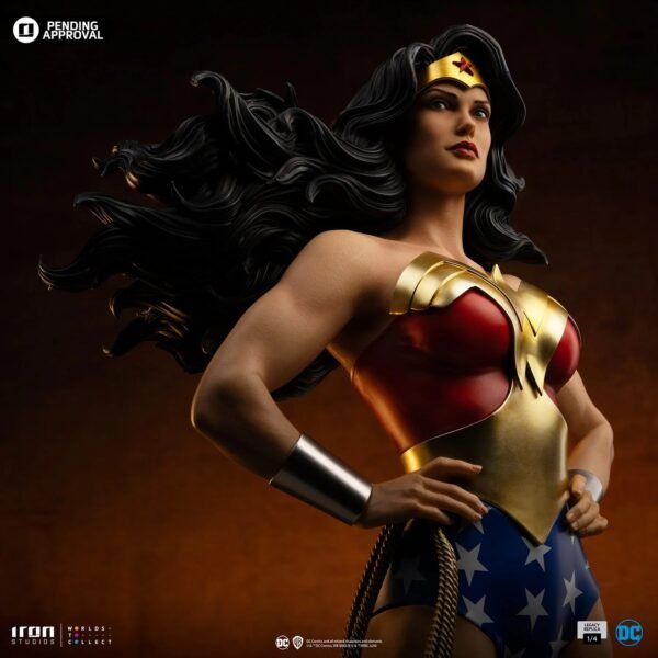 2024 Iron Studios DC Comics Wonder Woman DC Trinity Quarter Scale Statue - Image 8
