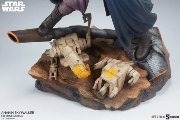 Sideshow Collectibles Anakin Skywalker Mythos Statue - Image 10