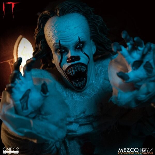 Mezco Toyz It: Pennywise One:12 Action Figure - Image 10