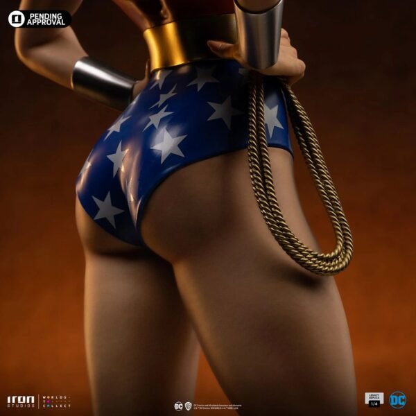 2024 Iron Studios DC Comics Wonder Woman DC Trinity Quarter Scale Statue - Image 10