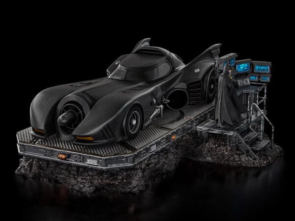 2024 Iron Studios The Flash (2023) Batmobile Deluxe Art Scale 1/10 Statue