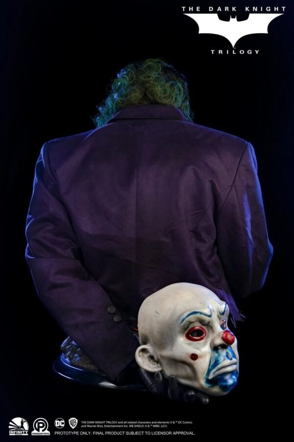 2024 Infinity Studio The Dark Knight Joker (Heath Ledger) Life-Size Bust - Image 11