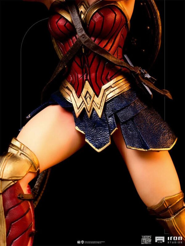 Iron Studios Zack Snyder’s Justice League Wonder Woman Art Scale 1/10 Statue - Image 6