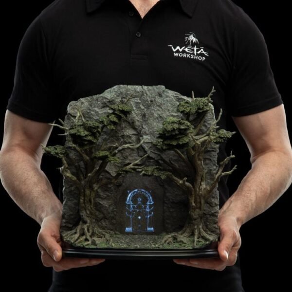 Weta Workshop The Lord of the Rings Doors of Durin Statue - Image 12