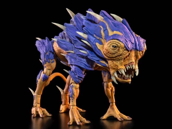 2024 Four Horsemen Cosmic Legions: OxKrewe: Book One, Thraxxon Lowland Scapeback Figure - Image 5