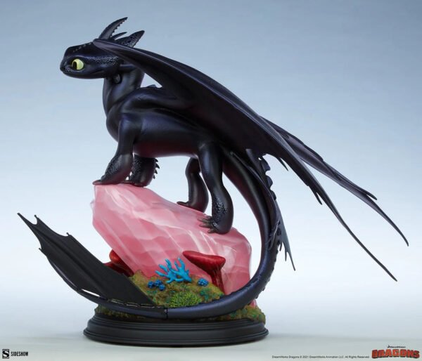 Sideshow Collectibles How to Train Your Dragon Toothless Statue - Image 4