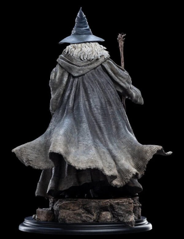 Weta Workshop Lord of the Rings Gandalf the Grey Pilgrim 1:6 Scale Statue - Image 3