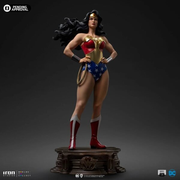 2024 Iron Studios DC Comics Wonder Woman DC Trinity Quarter Scale Statue - Image 4
