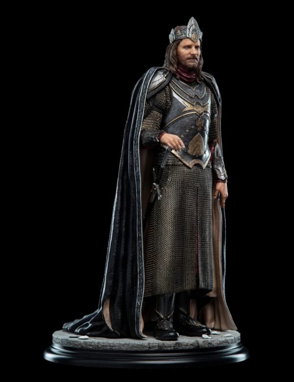Weta Workshop The Lord of the Rings: King Aragorn Classic Series 1:6 Scale Statue - Image 2