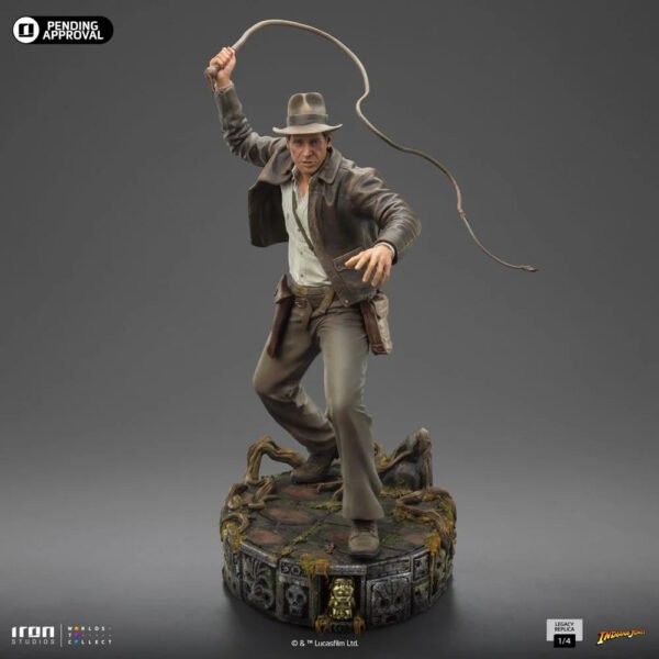 2024 Iron Studios Indiana Jones and the Raiders of the Lost Ark Legacy Replica 1/4 Scale Statue - Image 2