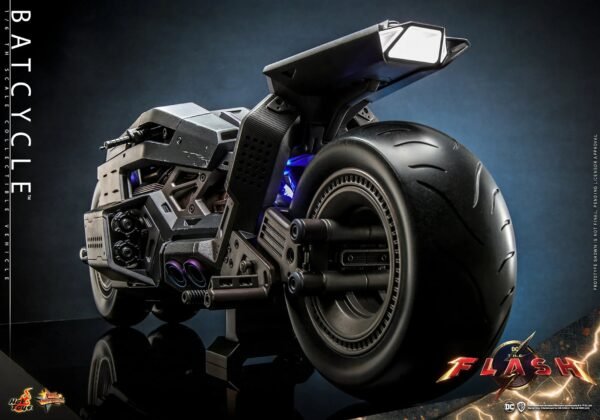 2024 Hot Toys The Flash: Batcycle Sixth Scale Figure Accessory - Image 3