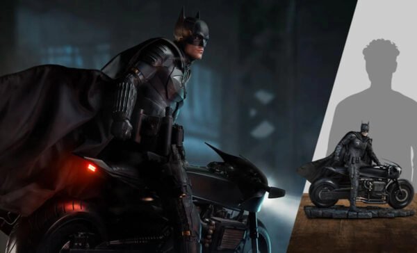 Sideshow Collectibles The Batman Premium Format Figure