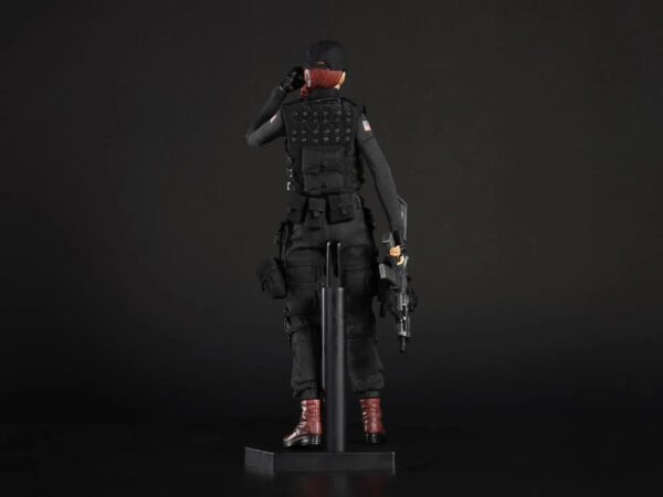 PureArts Rainbow Six Siege Ash 1/6 Scale Figure - Image 2