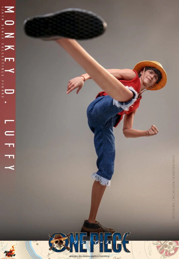 2024 Hot Toys One Piece (Netflix) Monkey D. Luffy Sixth Scale Figure - Image 3