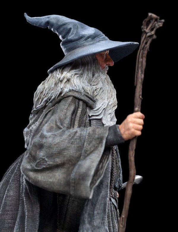 Weta Workshop Lord of the Rings Gandalf the Grey Pilgrim 1:6 Scale Statue - Image 2