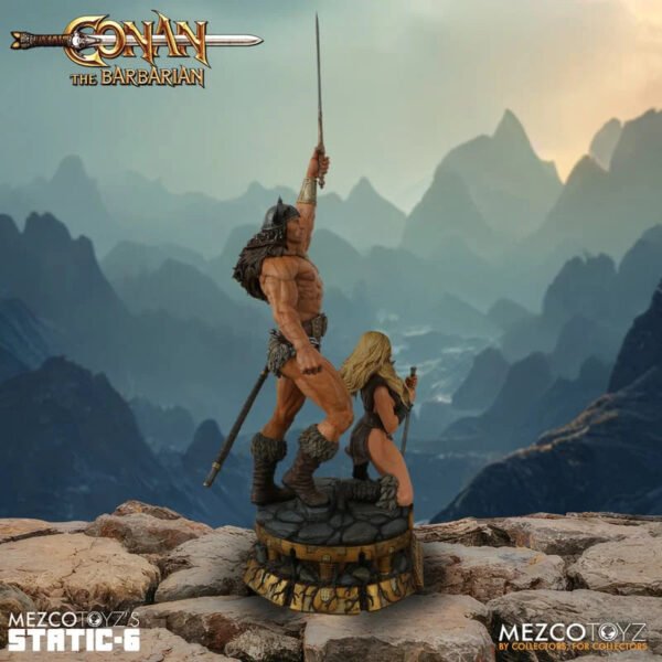 2024 Mezco Toyz Conan the Barbarian Static-6 Conan and Valeria 1/6 Scale Statue - Image 3