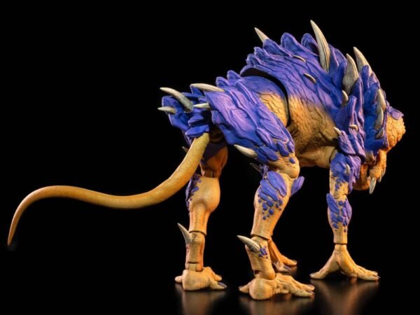 2024 Four Horsemen Cosmic Legions: OxKrewe: Book One, Thraxxon Lowland Scapeback Figure - Image 7