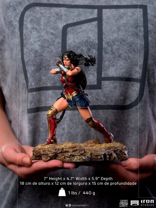 Iron Studios Zack Snyder’s Justice League Wonder Woman Art Scale 1/10 Statue - Image 10