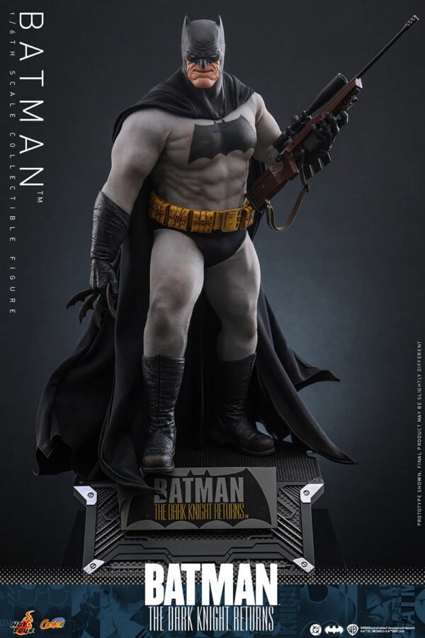 2024 Hot Toys DC Comics The Dark Knight Returns Batman Sixth Scale Figure - Image 11
