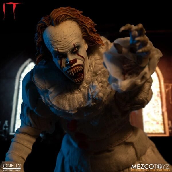 Mezco Toyz It: Pennywise One:12 Action Figure - Image 9