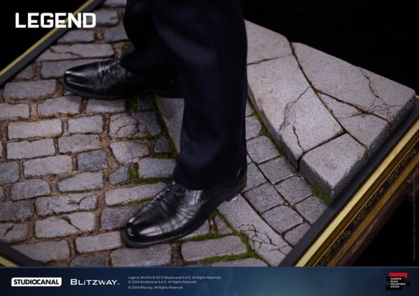 2024 Blitzway Legend(2015) Reginald “Reggie” Kray 1/4 Superb Scale Statue - Image 9